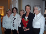 Kunglig service p&aring; slottet: Elisa Harju, Jasmine Mossberg (nya husfrun), Ulla-Britt Landin, Inger Dolk och Gullan Blomquist (Foto Torbj&ouml;rn Edlund)